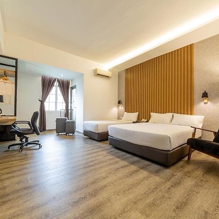 Thy Executive Hotel Johor Bahru Eksteriør bilde