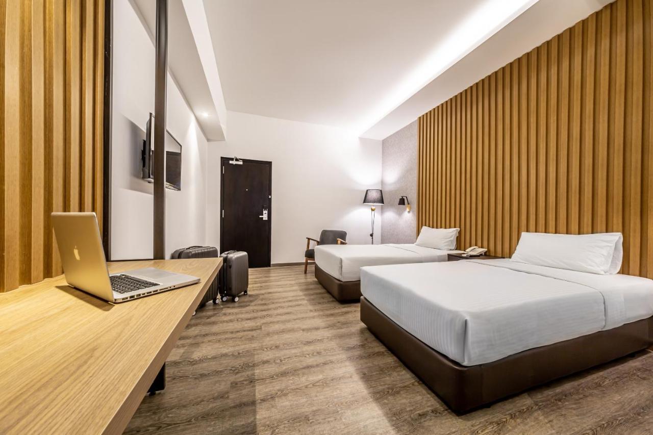 Thy Executive Hotel Johor Bahru Eksteriør bilde