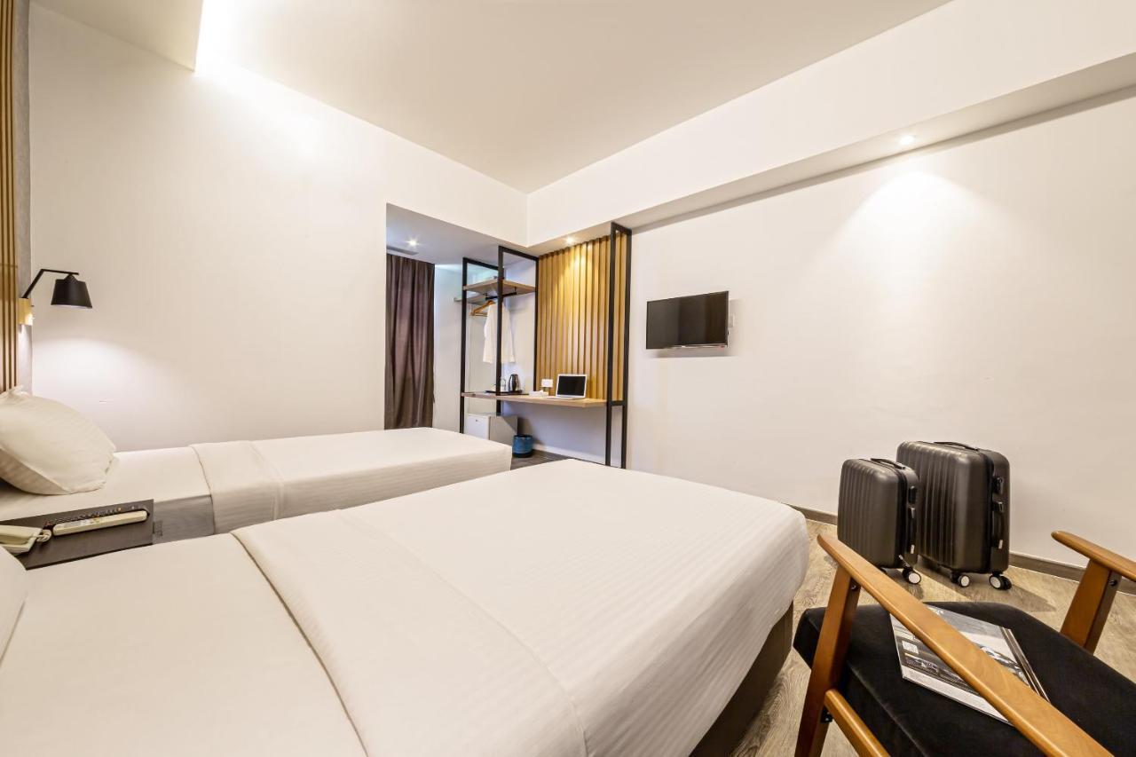 Thy Executive Hotel Johor Bahru Eksteriør bilde