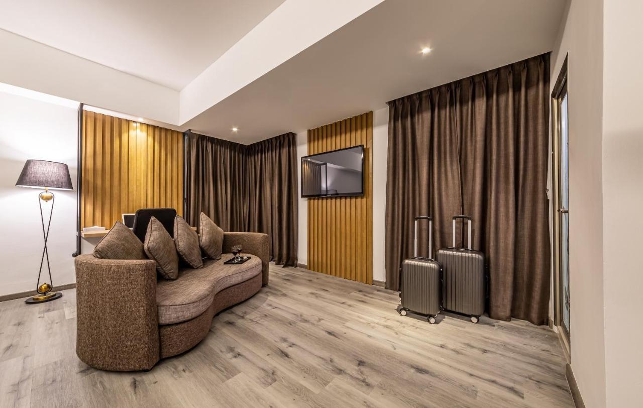 Thy Executive Hotel Johor Bahru Eksteriør bilde