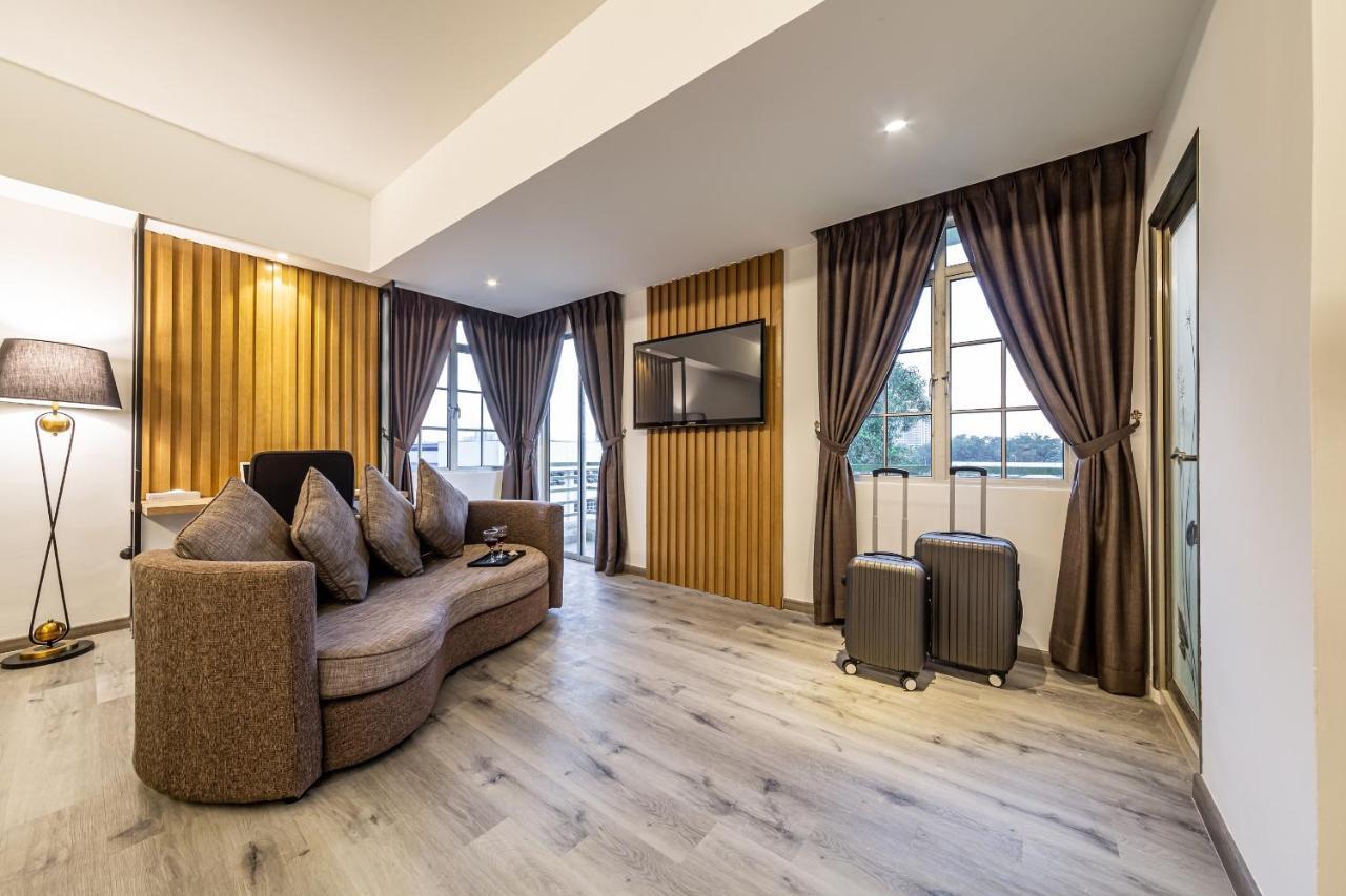 Thy Executive Hotel Johor Bahru Eksteriør bilde