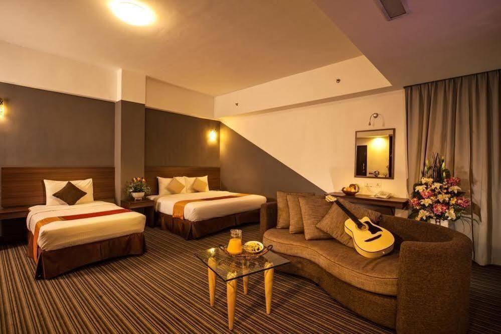 Thy Executive Hotel Johor Bahru Eksteriør bilde