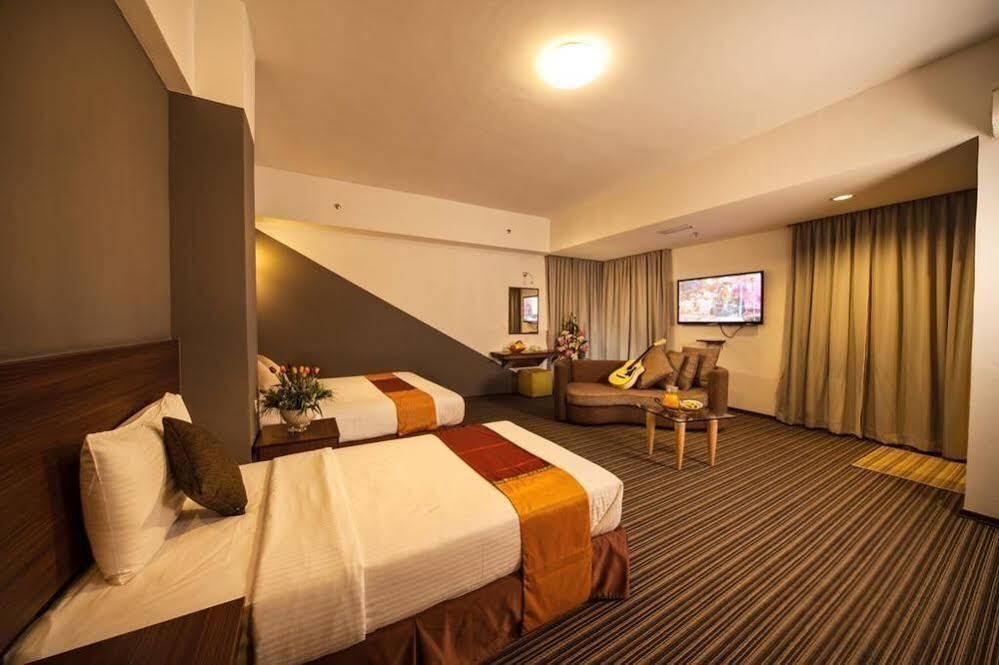 Thy Executive Hotel Johor Bahru Eksteriør bilde